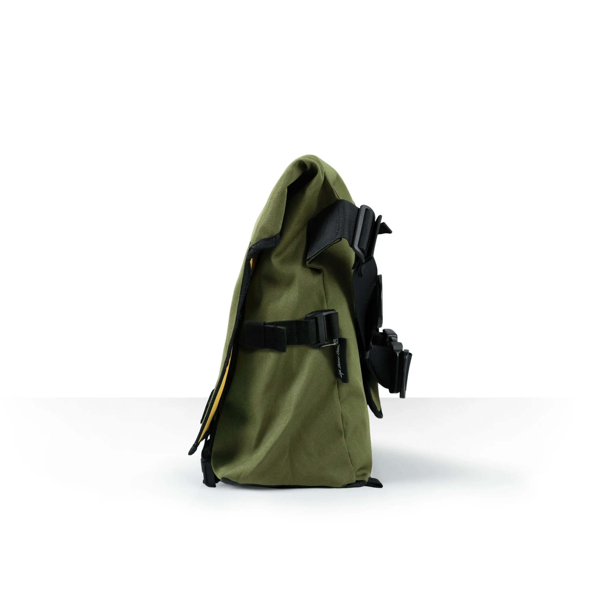 The Echelon [M] - Image 6