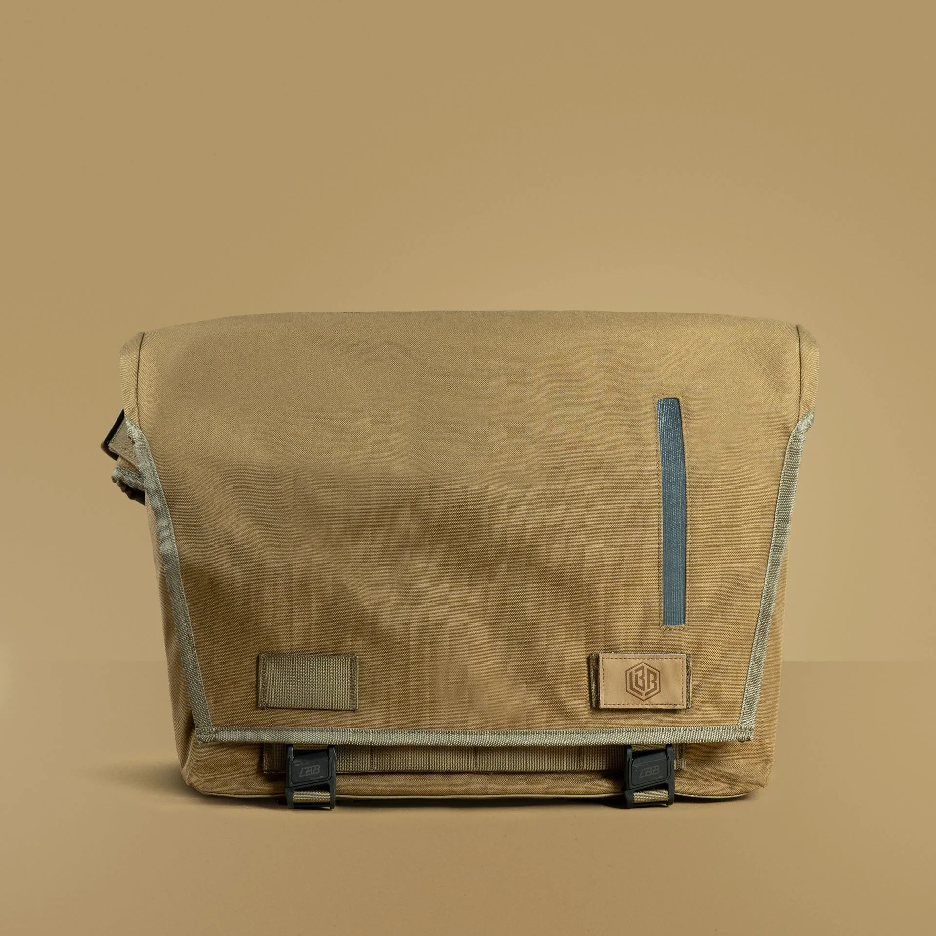 The Echelon [M] 'Mono: Desert' - Image 3